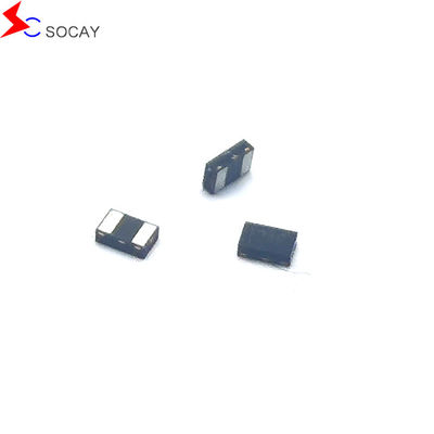 Finish Lead Free ESD Array RoHS Compliant 0,5 mg Voltagem de operação aproximada SE05N6C01K